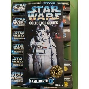 Star Wars Collector Series AT-AT Driver 12 Inch Action Figure Kenner 27977 1996